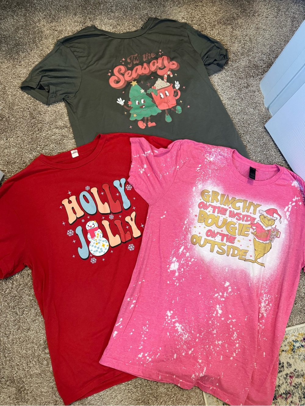 Holiday Graphic Tees for women (large)